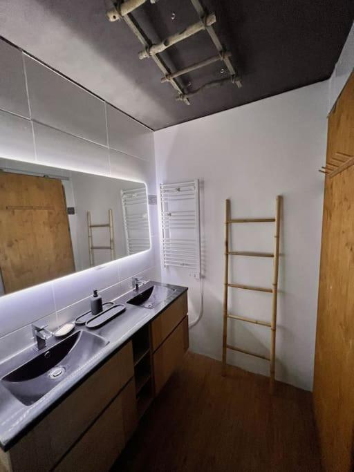 Appartement, 3 Chambres, Vue Panoramique, Parking, Acces Ville 布里尼奥勒 外观 照片