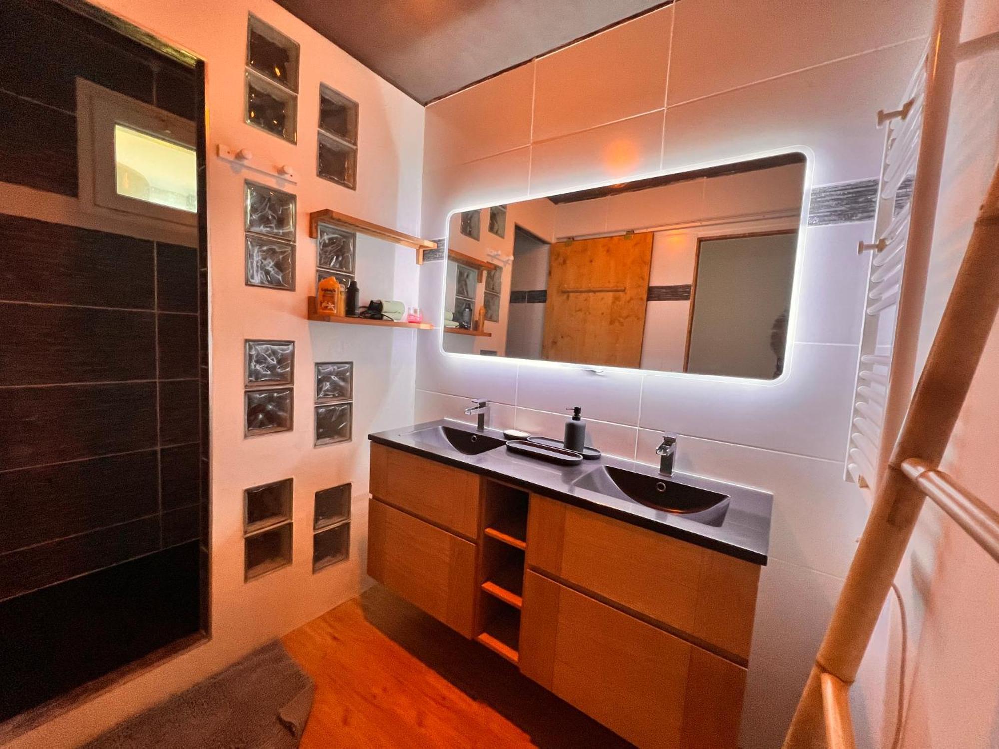 Appartement, 3 Chambres, Vue Panoramique, Parking, Acces Ville 布里尼奥勒 外观 照片